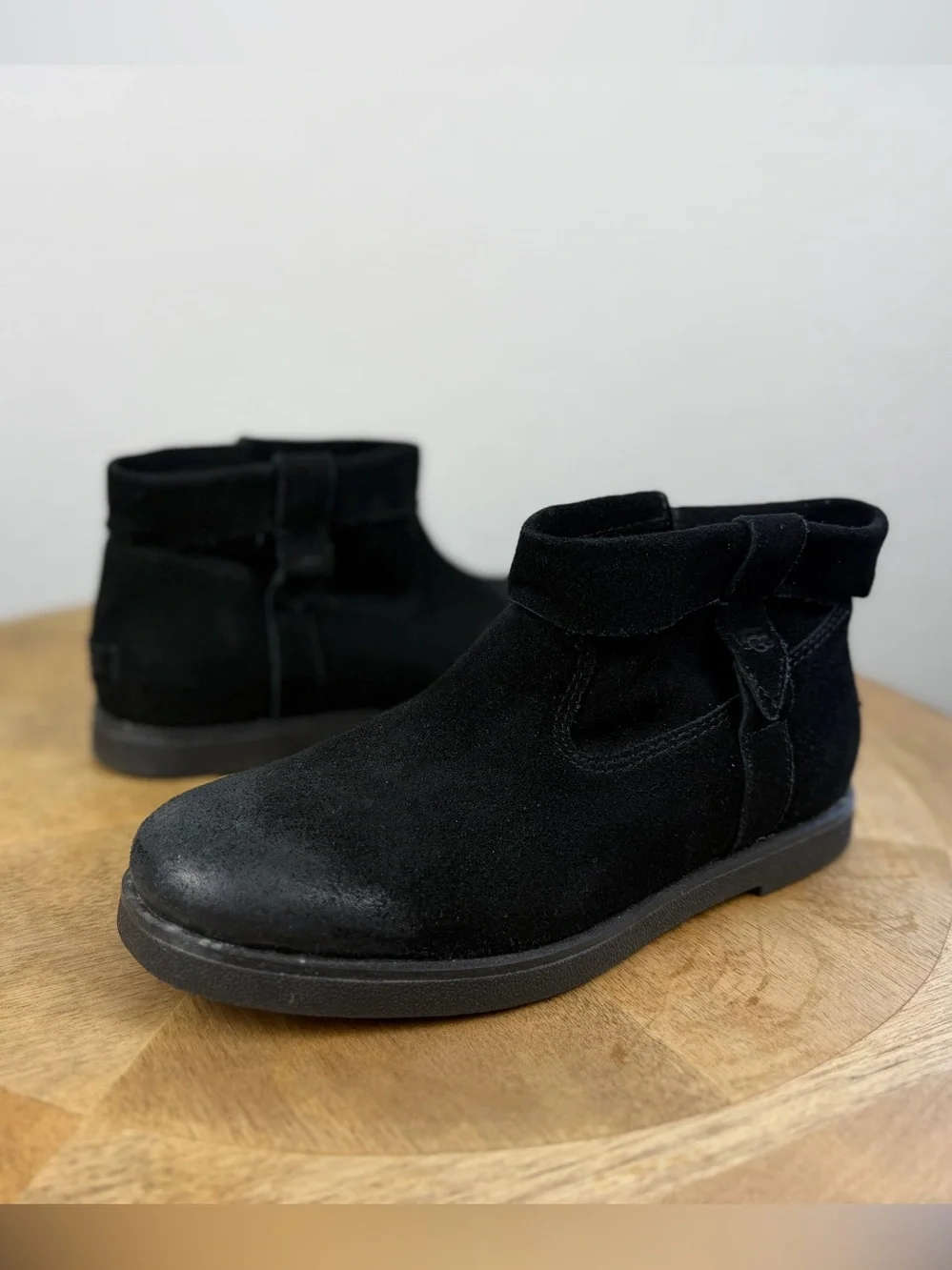 •UGG• Josefene Suede Ankle Bootie Side Zipper Black Cuff